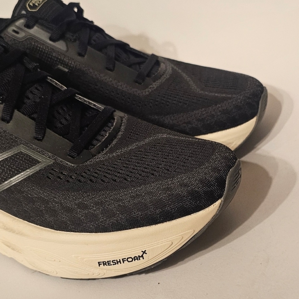 1080 V14 New Balance Size 10.5 Women's Or Men's Size 9. - Picture 6 of 10